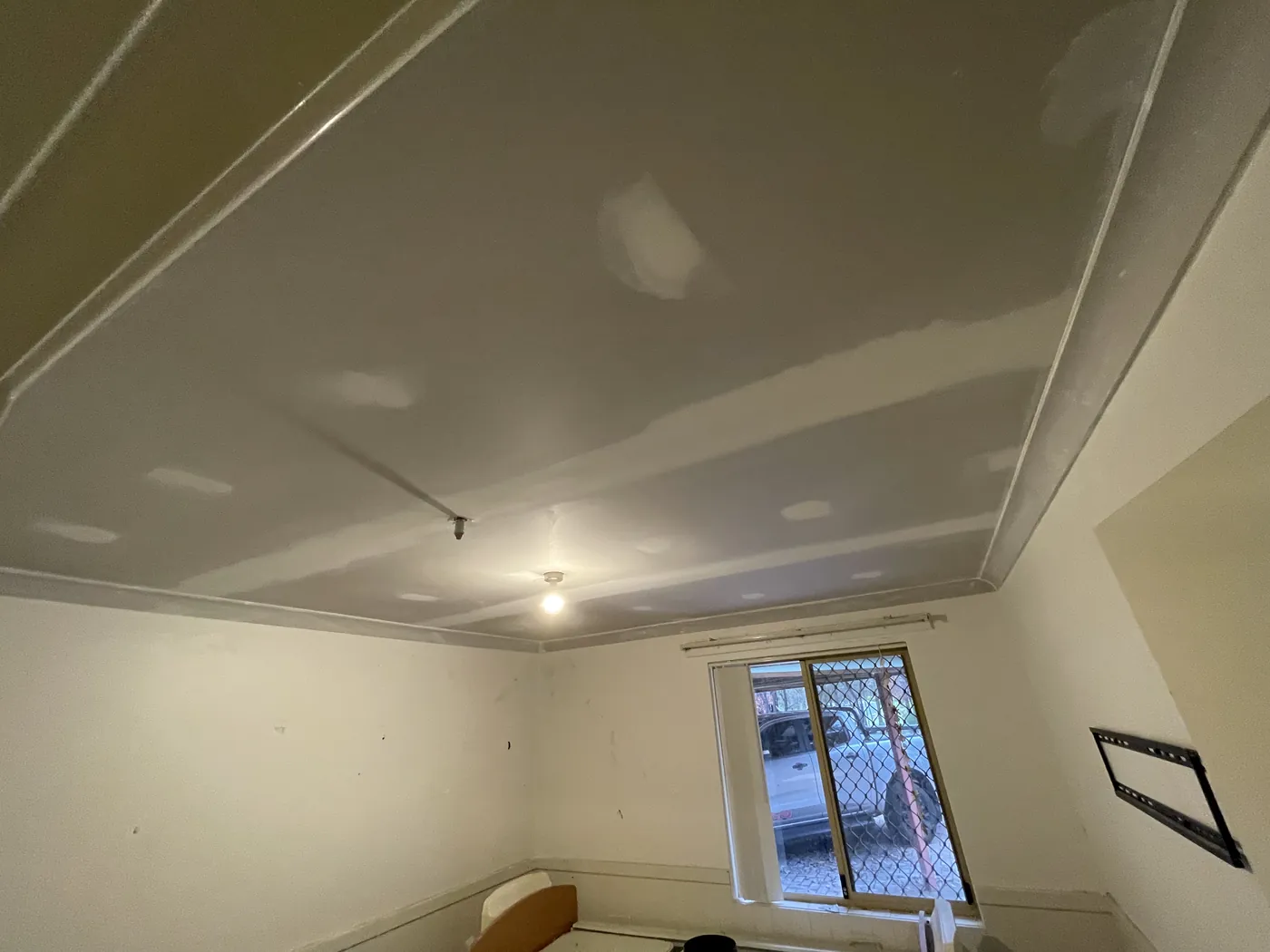 Wanneroo ceiling with new plasterboard joins and screw holes flushed